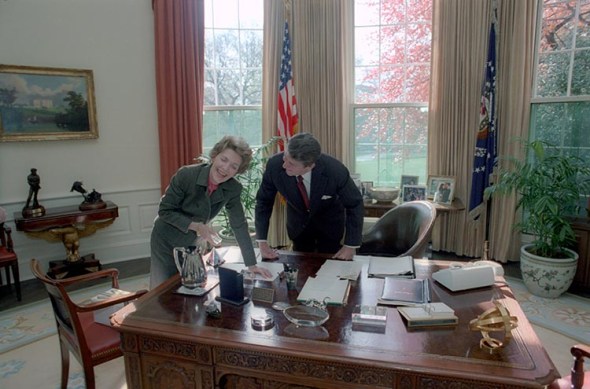 http://www.reagan.utexas.edu/archives/photographs/reagans.html