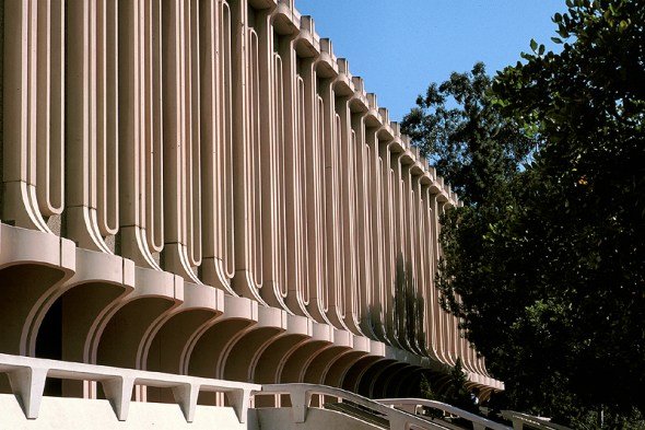 library at uc irvine